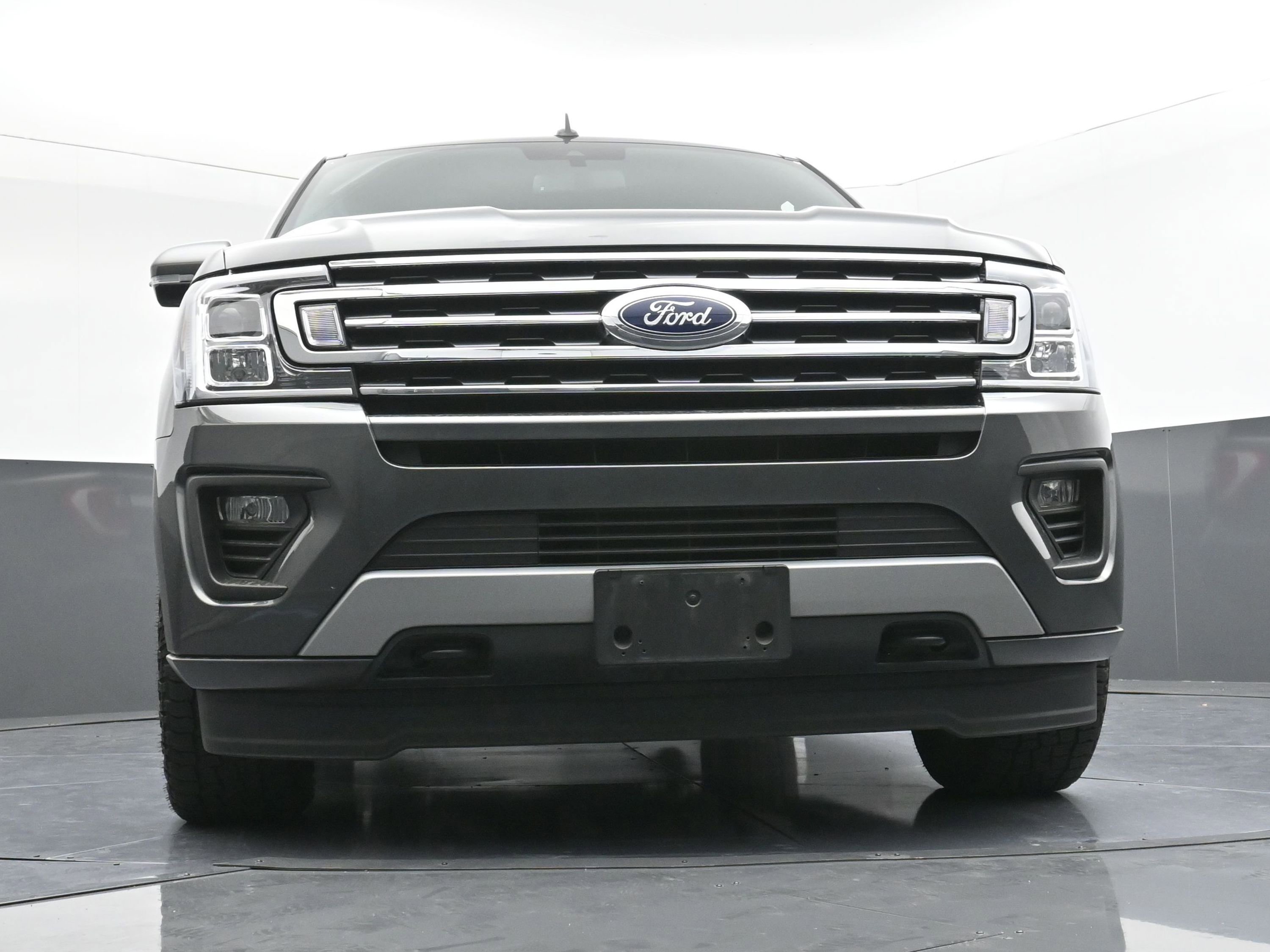 Used 2019 Ford Expedition XLT w/ Equipment Group 202A image 23