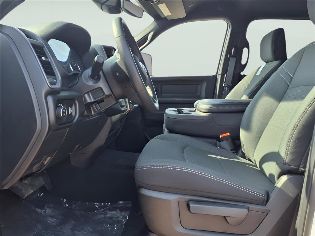 New 2026 RAM 3500 Tradesman AWD/4WD image 15