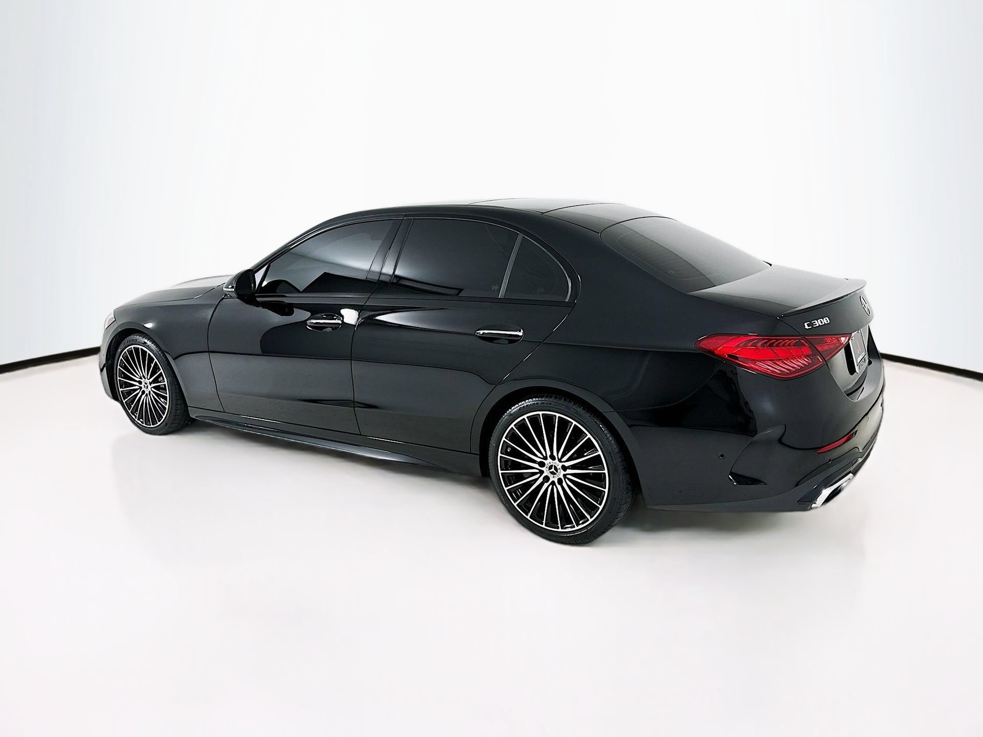 Used 2024 Mercedes-Benz C 300 Sedan image 6