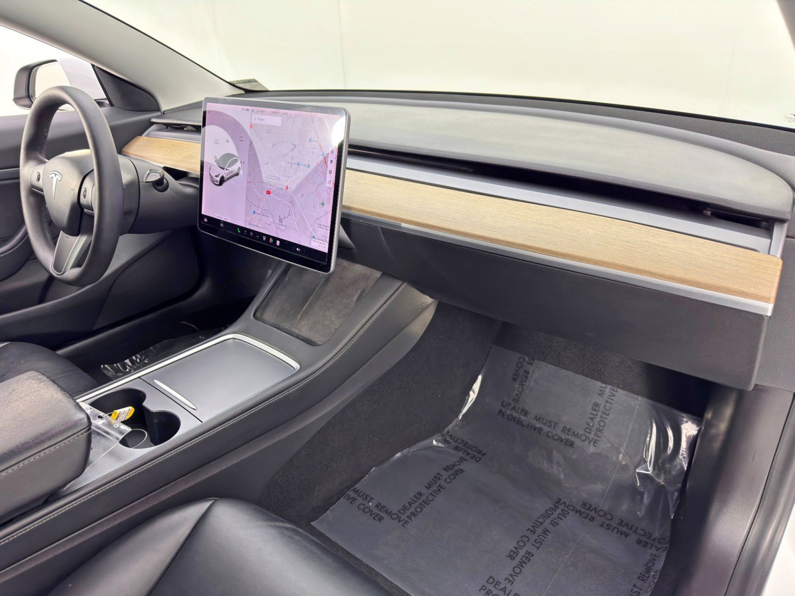 Used 2021 Tesla Model 3 Standard Range Plus image 15