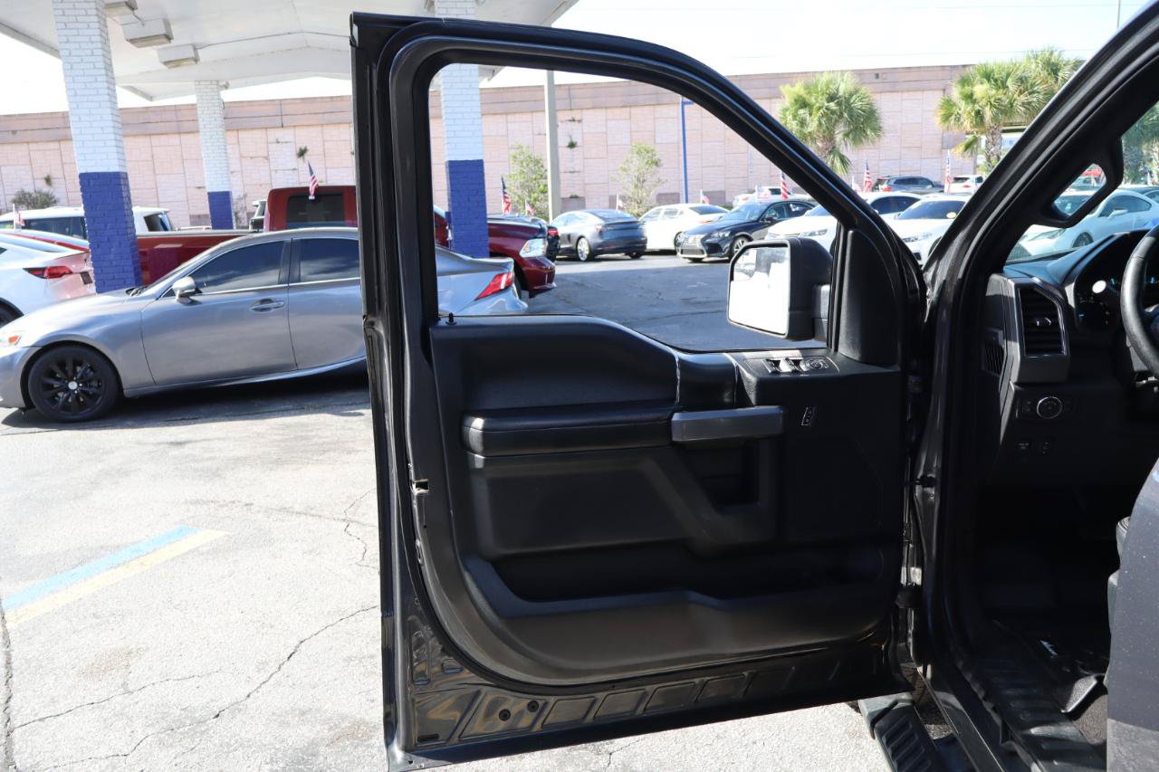 Used 2019 Ford F150 XLT w/ Equipment Group 302A Luxury RWD image 9