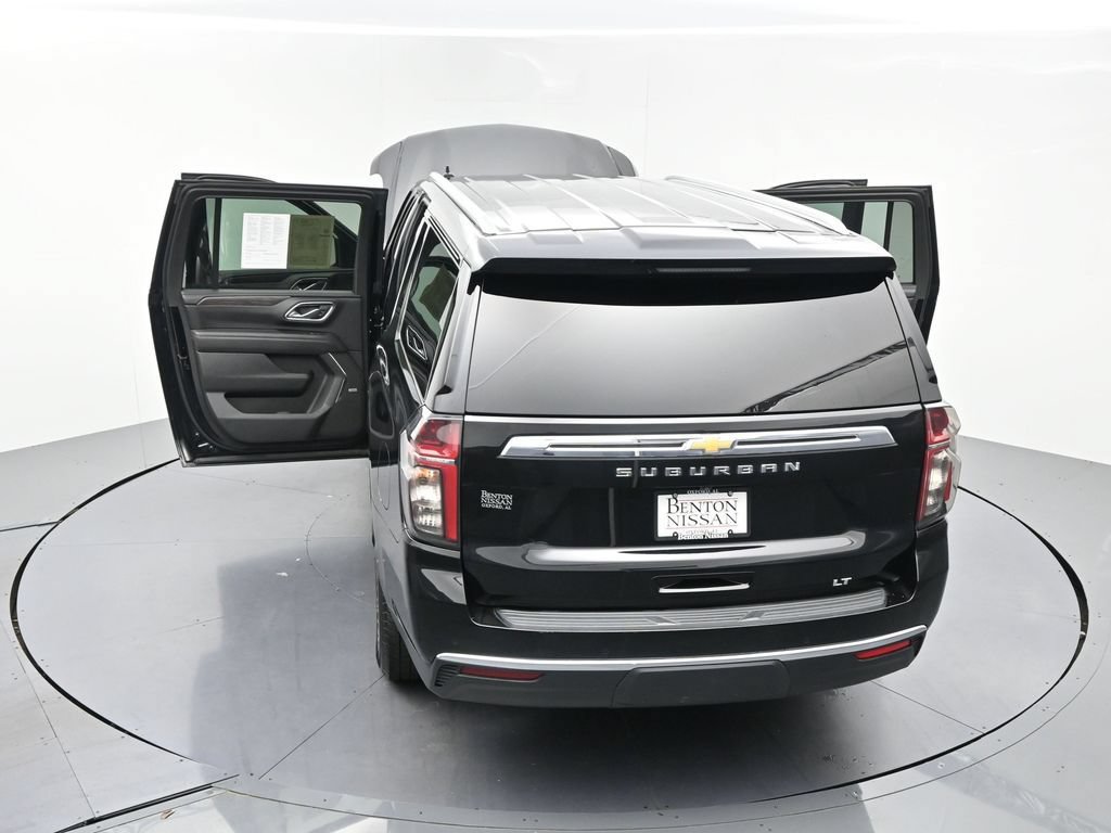 Used 2024 Chevrolet Suburban LT AWD/4WD image 26