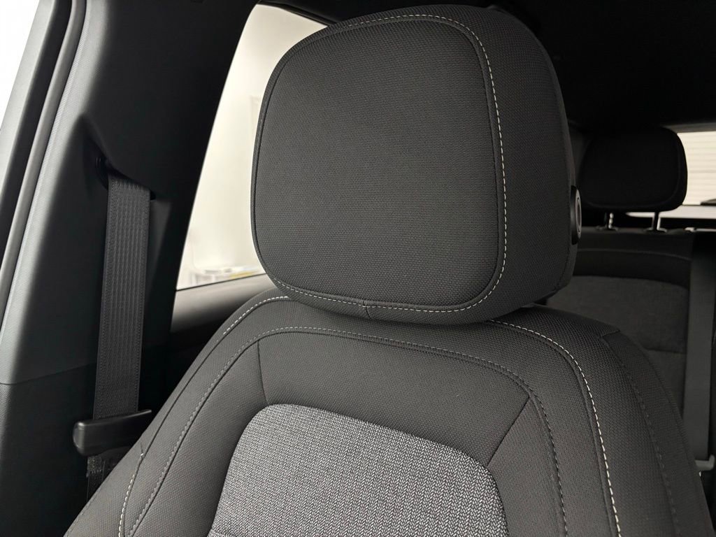 New 2026 GMC Terrain Elevation w/ Black Edition image 39