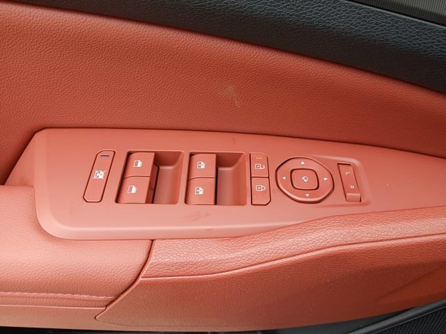 New 2026 Kia Sportage SX AWD/4WD image 38