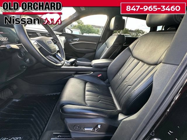 Used 2022 Audi e-tron S Premium Plus AWD/4WD image 9