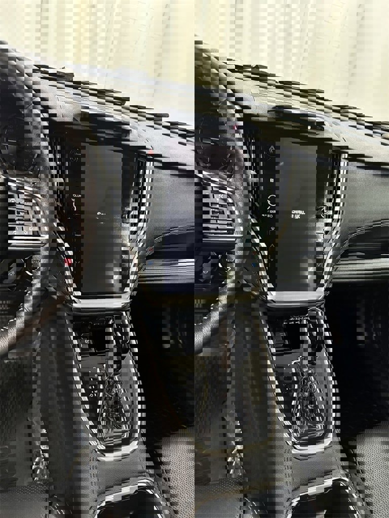 Used 2023 Subaru Outback Limited image 17