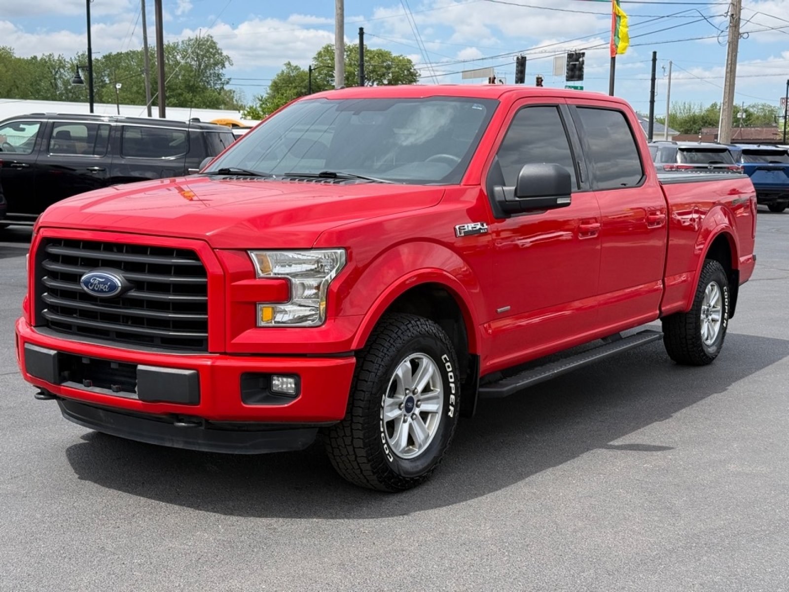 Used 2016 Ford F150 XLT w/ Equipment Group 302A Luxury AWD/4WD image 4