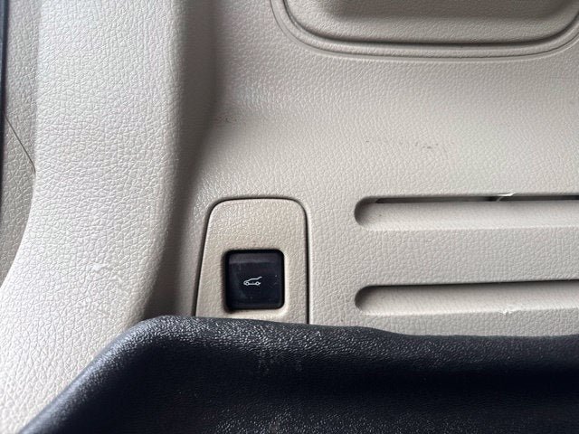Used 2015 Lincoln MKX FWD w/ Equipment Group 102A image 22