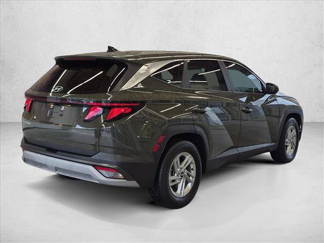 Used 2025 Hyundai Tucson SE FWD image 4