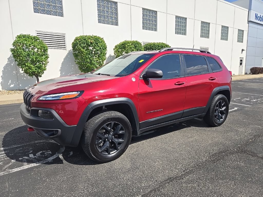Used 2017 Jeep Cherokee Trailhawk w/ Comfort/Convenience Group AWD/4WD image 52