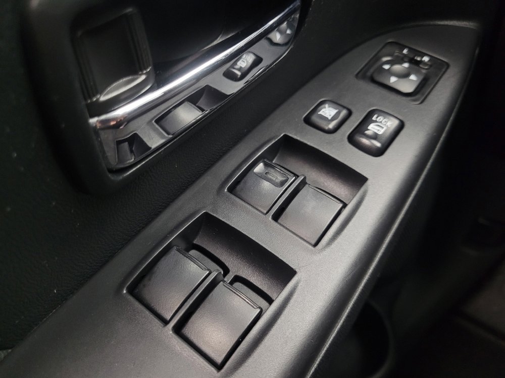 Used 2016 Mitsubishi Outlander Sport SE image 27