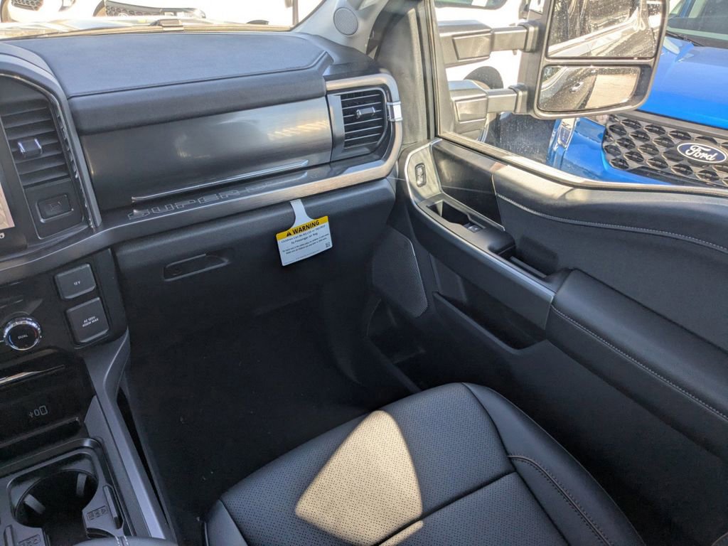 New 2026 Ford F250 Lariat w/ Chrome Package image 19