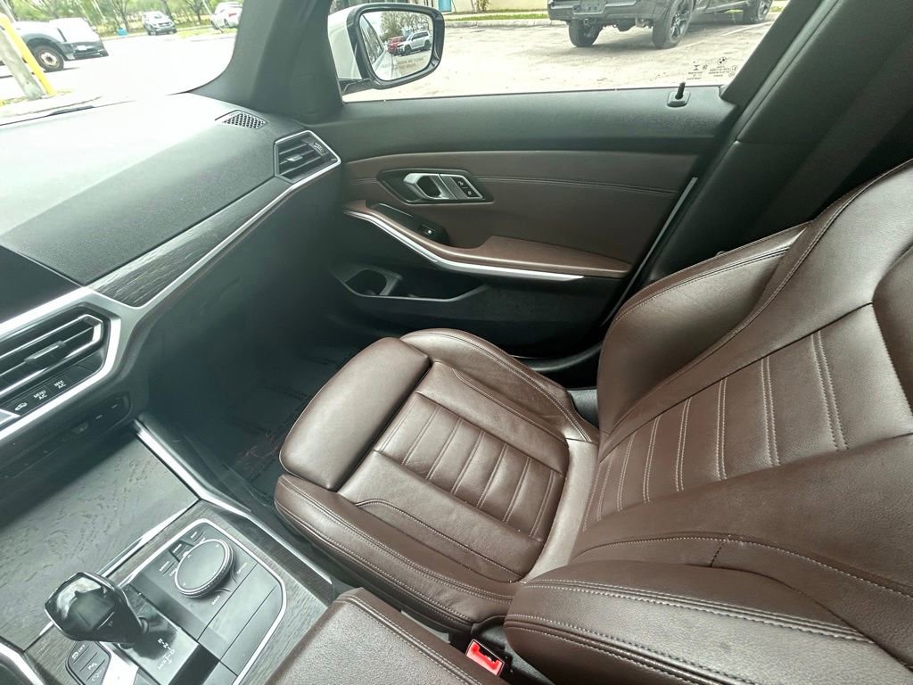 Used 2020 BMW 330i Sedan w/ Convenience Package image 11