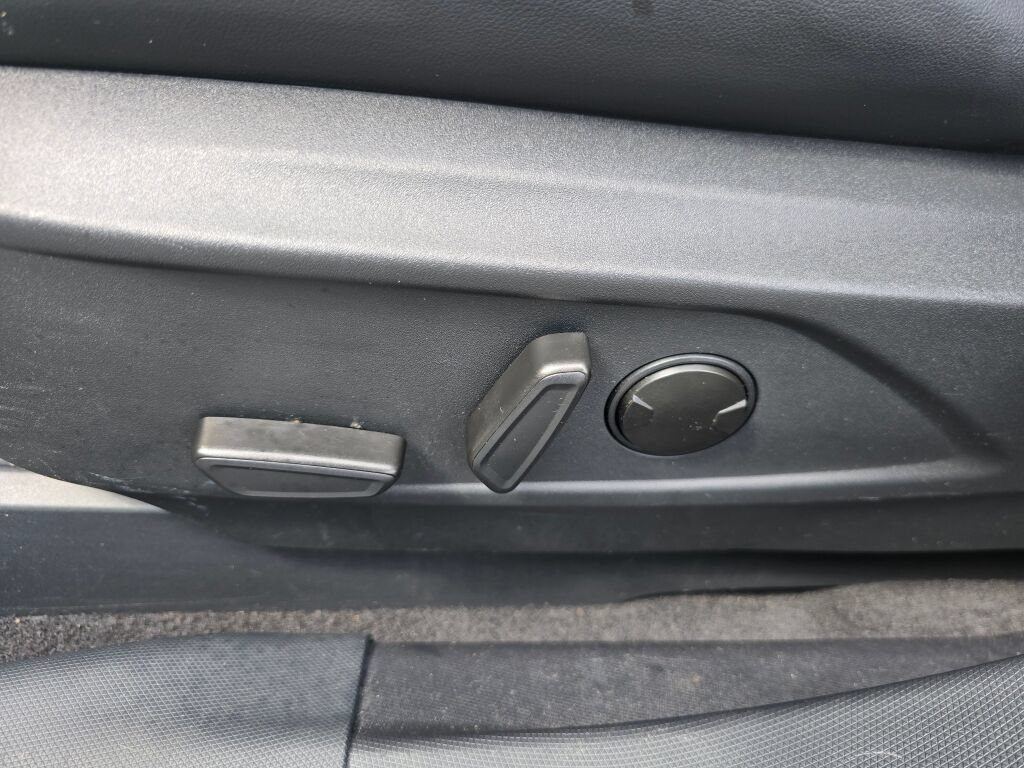 Certified 2023 Ford Mustang Mach-E Select RWD image 18