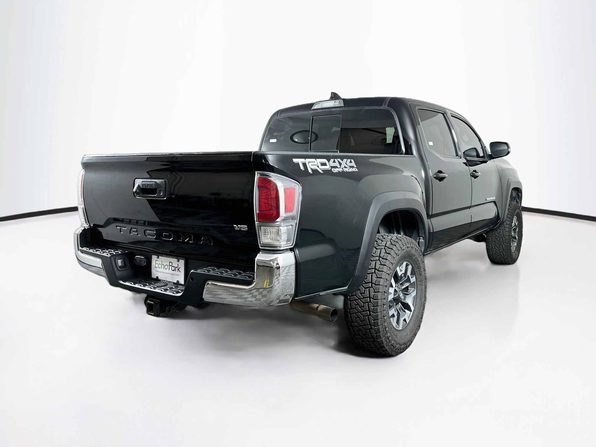 Used 2023 Toyota Tacoma TRD Off-Road AWD/4WD image 9