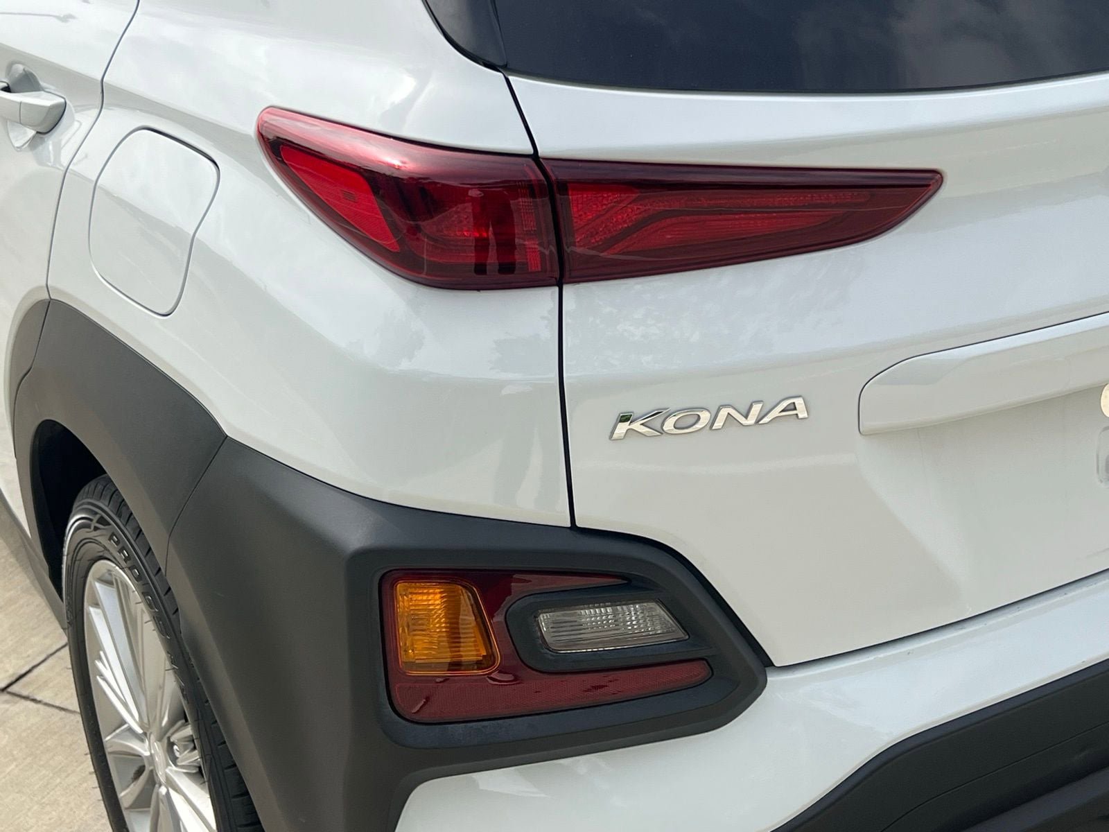 Used 2018 Hyundai Kona SEL w/ SEL Tech Package 02 FWD image 14
