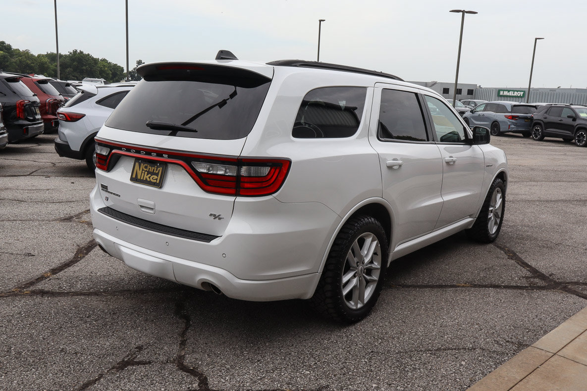 Used 2025 Dodge Durango R/T AWD/4WD image 4