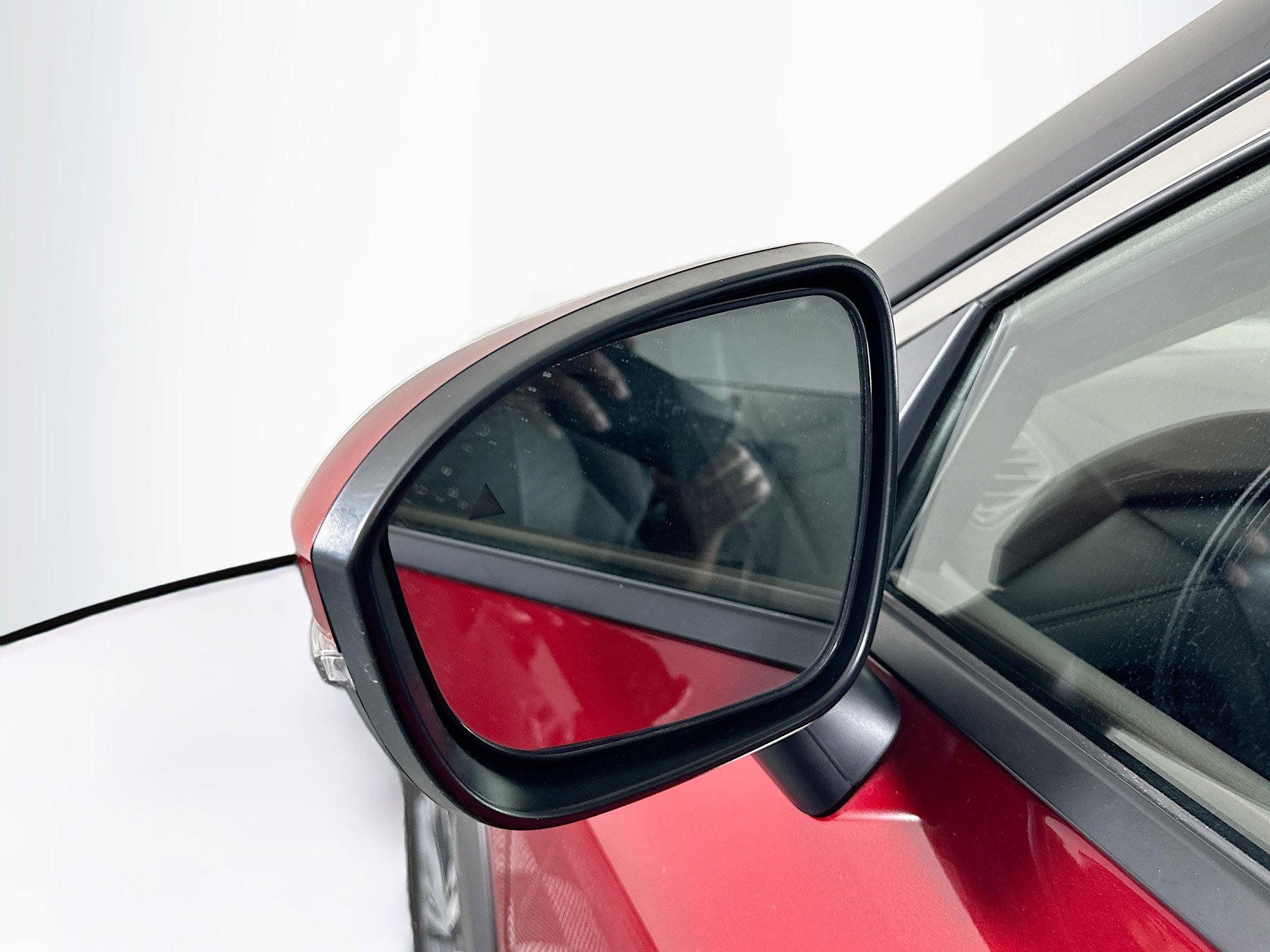 Used 2023 Nissan Rogue SV image 16