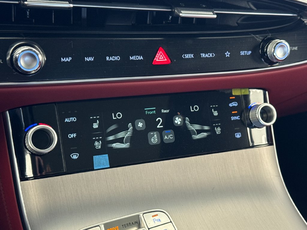 New 2026 Genesis GV70 3.5T Sport Advanced AWD/4WD image 21