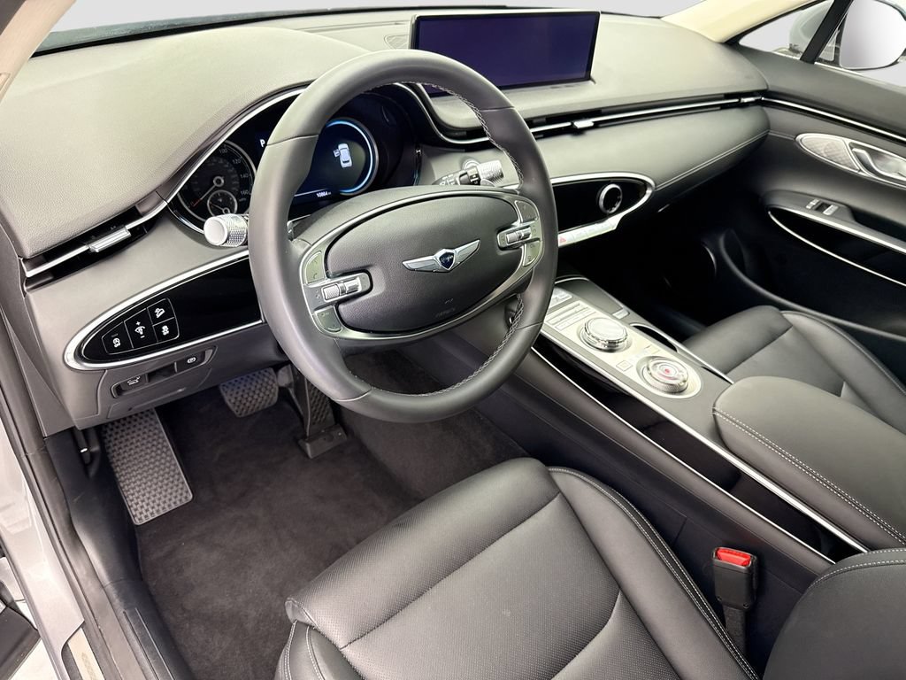 Used 2025 Genesis GV70 2.5T AWD/4WD image 9