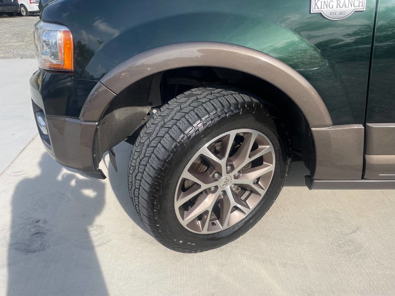 Used 2015 Ford Expedition King Ranch AWD/4WD image 11