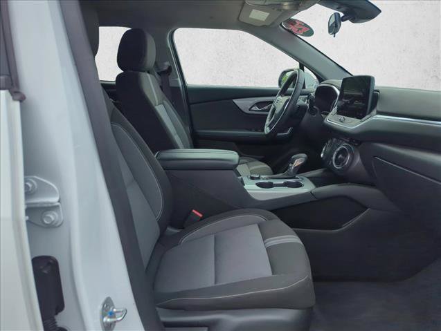 Used 2025 Chevrolet Blazer LT FWD image 20