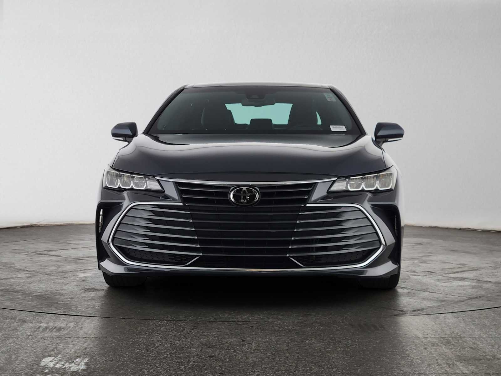 Used 2020 Toyota Avalon XLE w/ Carpet Mat Package FWD image 8