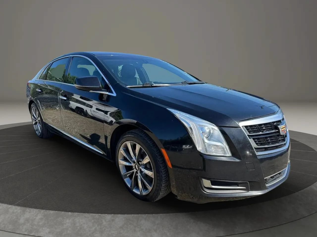 Used 2017 Cadillac XTS FWD image 3