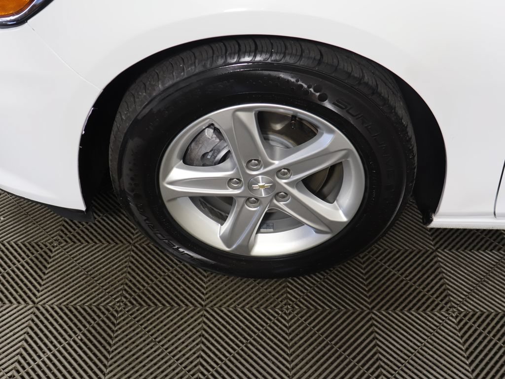 Used 2023 Chevrolet Malibu LS w/ Driver Confidence Package FWD image 15