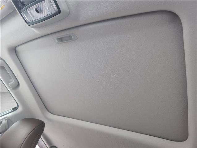 Used 2023 Toyota 4Runner Limited image 17