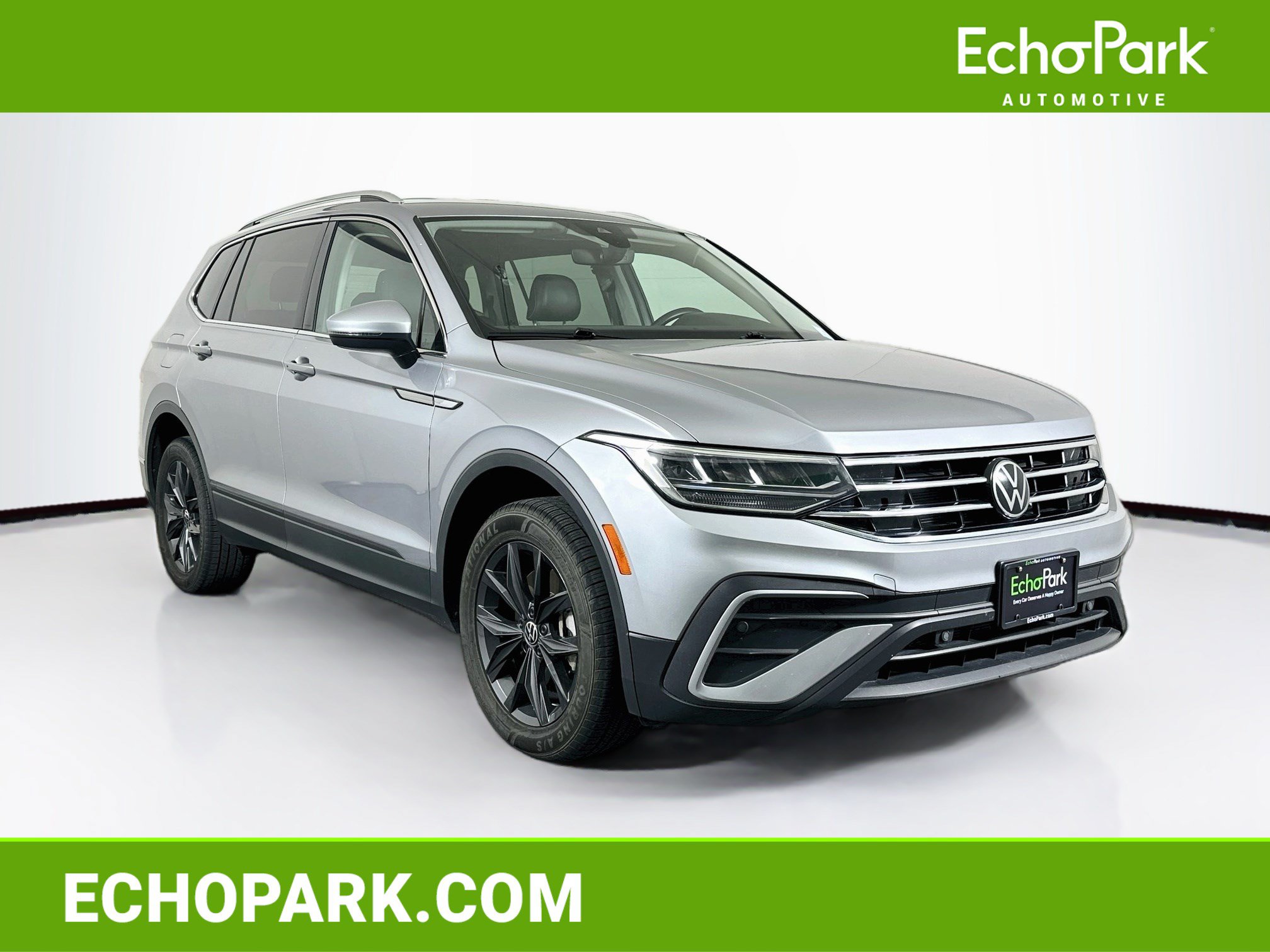 Used 2024 Volkswagen Tiguan SE