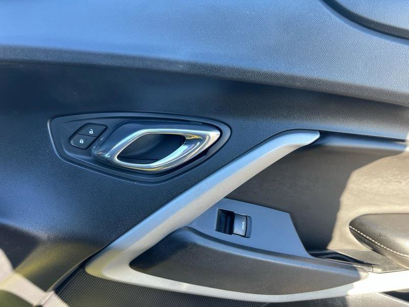 Used 2016 Chevrolet Camaro LT image 14