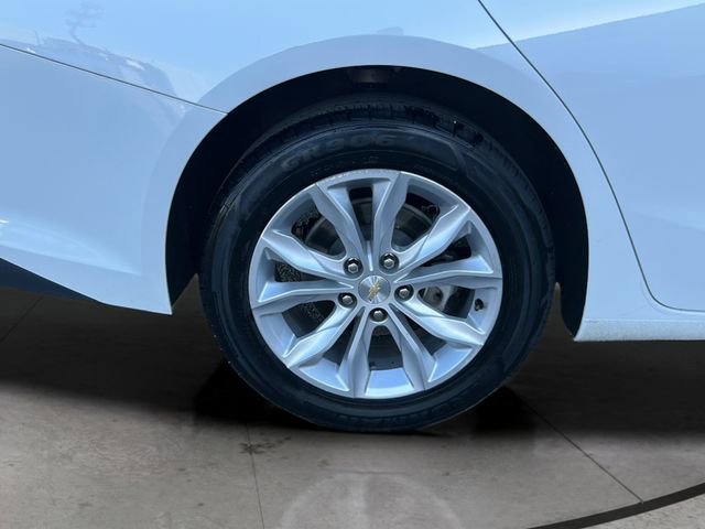 Used 2023 Chevrolet Malibu LT FWD image 30