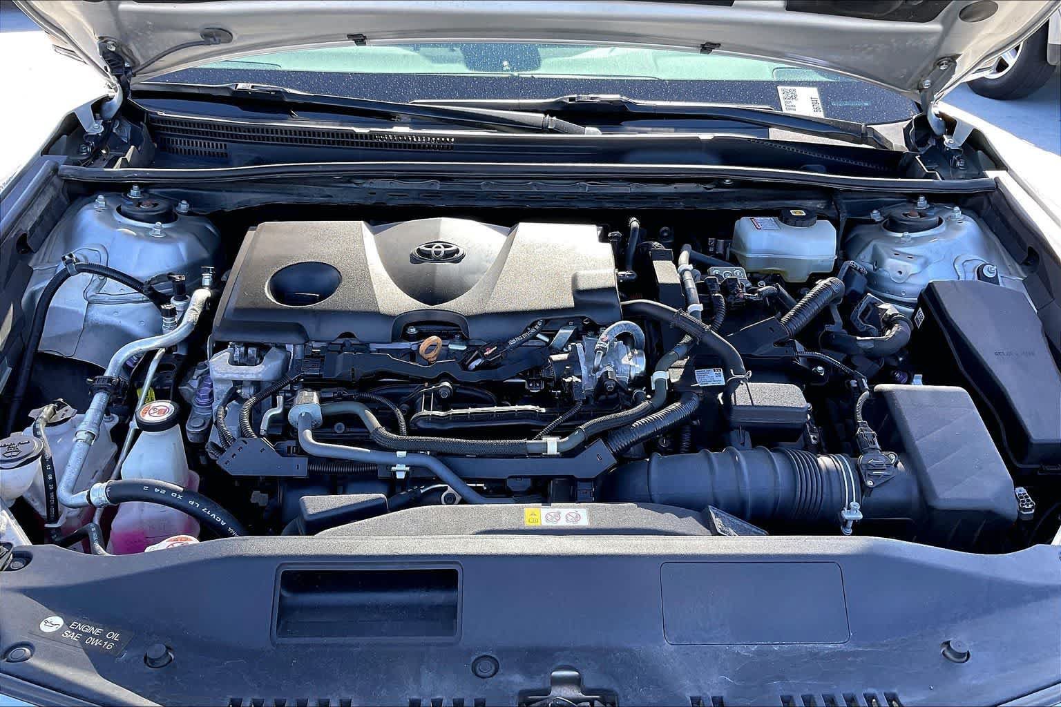 Used 2021 Toyota Camry XSE FWD image 9