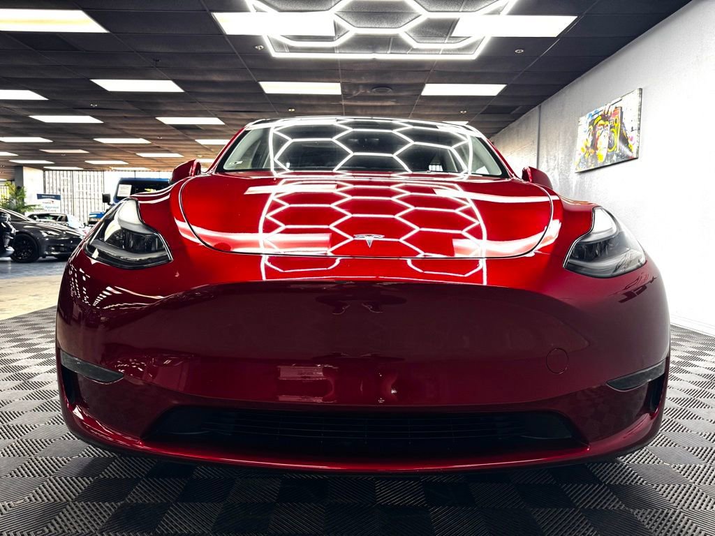 Used 2024 Tesla Model Y Long Range image 3