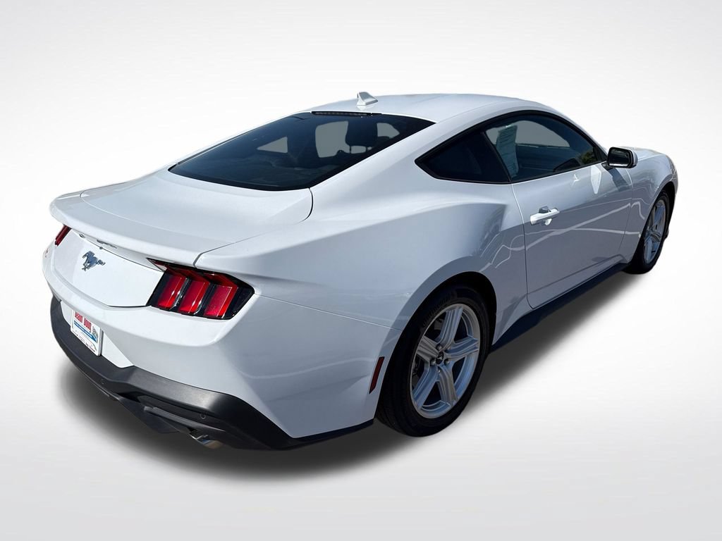 Used 2026 Ford Mustang Premium RWD image 5
