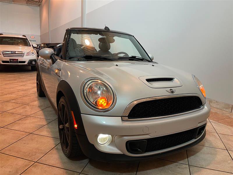 Used 2015 MINI Cooper S FWD image 32