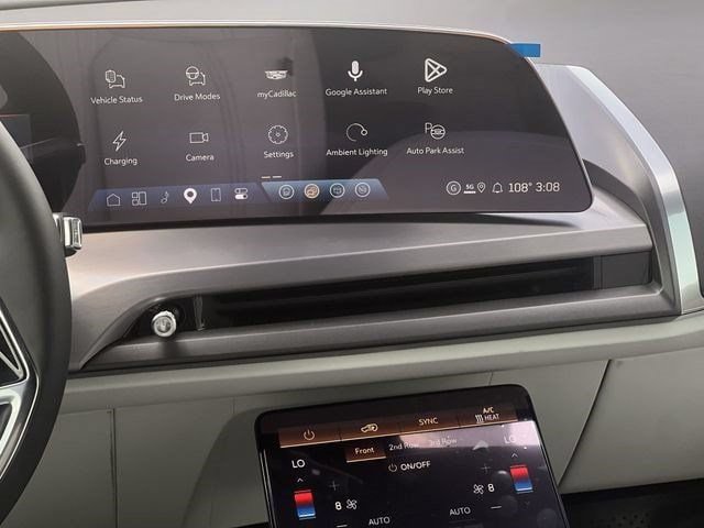 New 2027 Cadillac Vistiq Luxury AWD/4WD image 15
