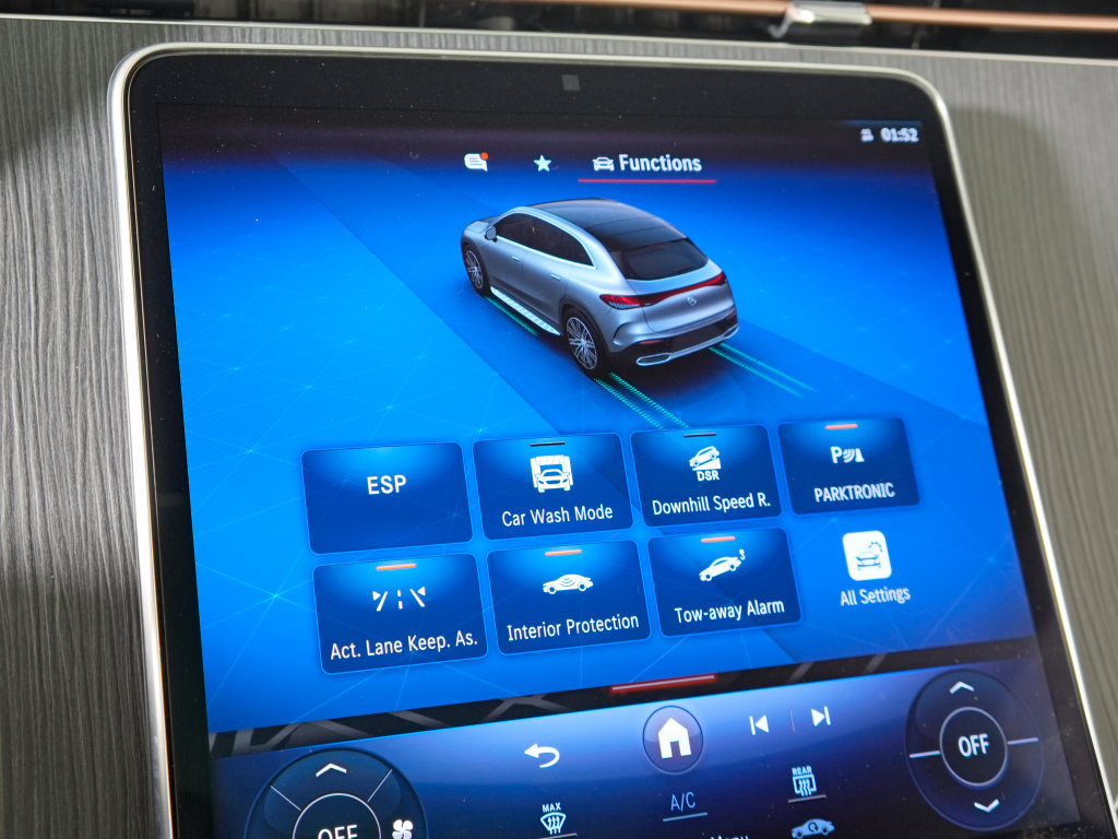 Certified 2023 Mercedes-Benz EQE 350+ 4MATIC SUV image 23