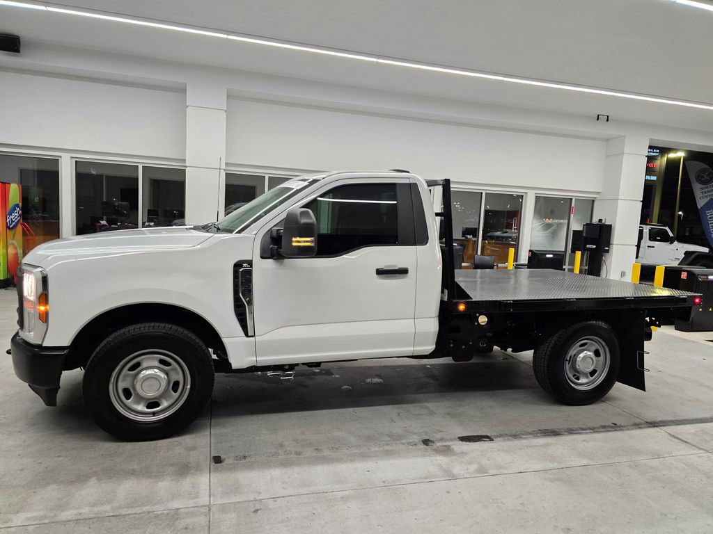 Used 2024 Ford F350 XL w/ XL Driver Assist Package RWD image 3