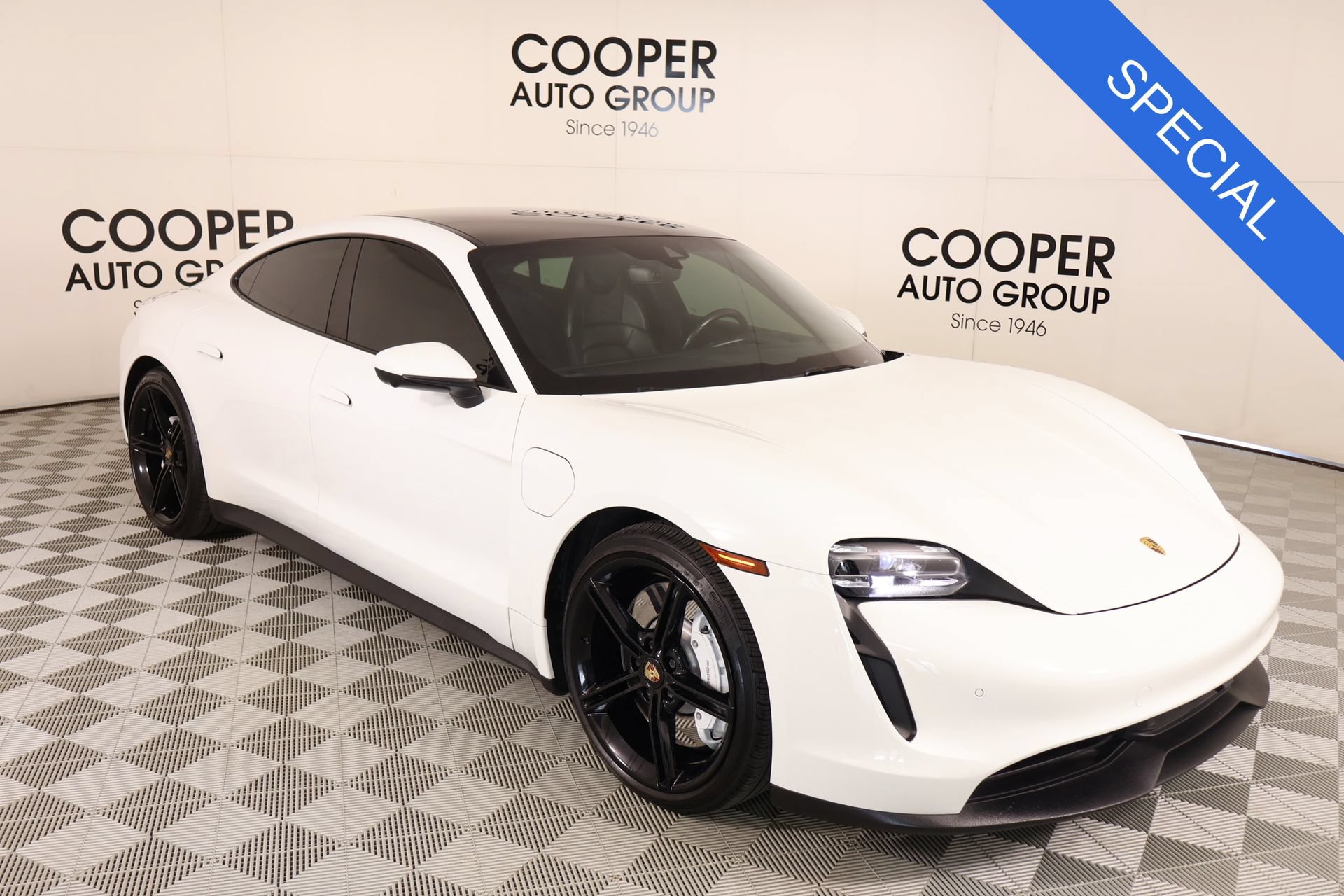 Used 2021 Porsche Taycan 4S AWD/4WD image 1