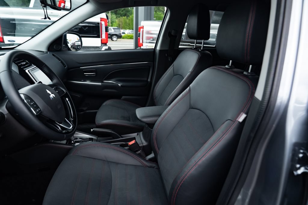 Used 2022 Mitsubishi Outlander Sport SE FWD image 19