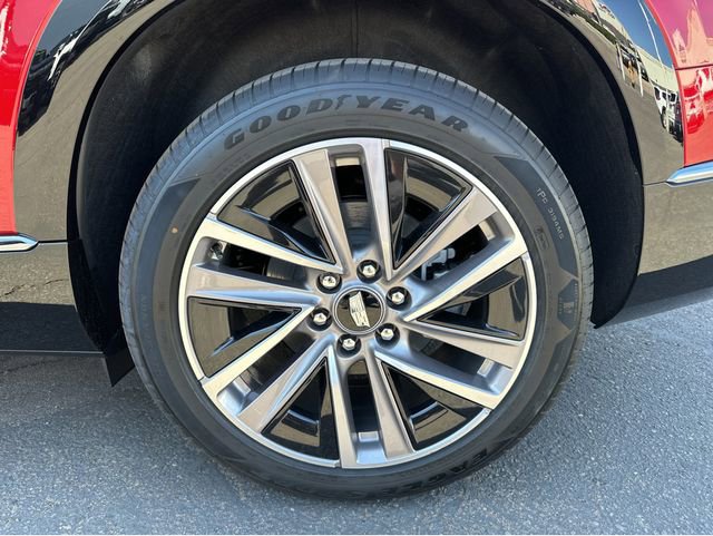 New 2026 Cadillac Vistiq Luxury w/ LPO, Floor Liner Package AWD/4WD image 17