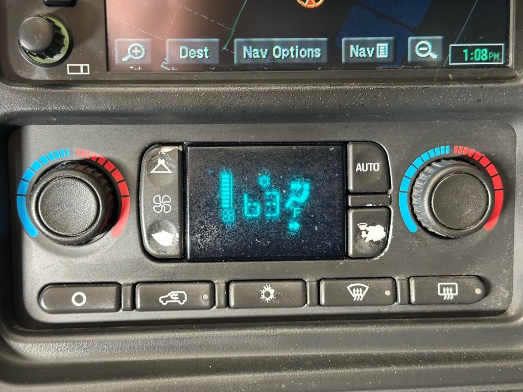 Used 2006 Chevrolet Avalanche Z71 w/ Sun And Sound Package image 21