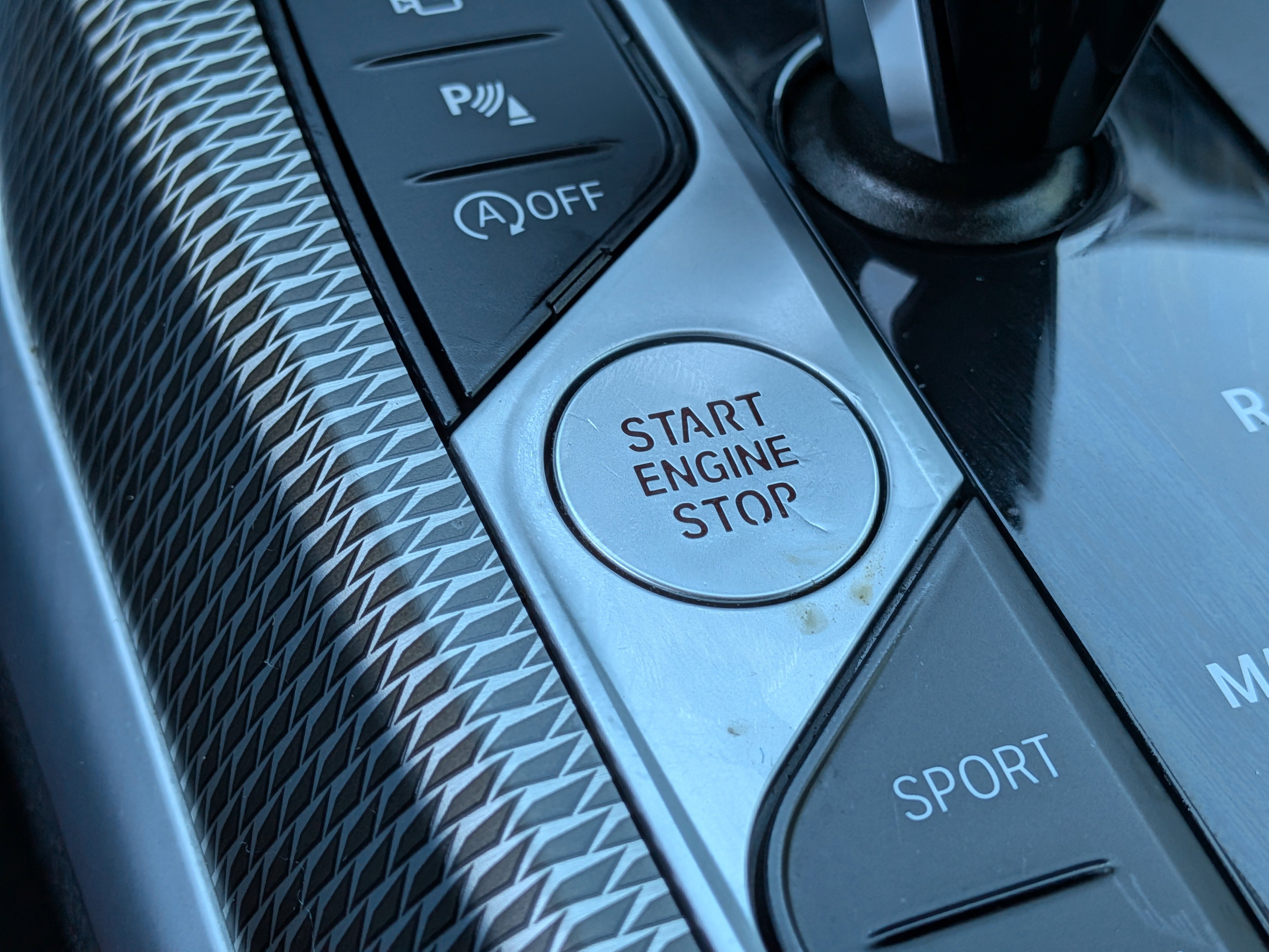 Used 2023 BMW 430i Coupe w/ M Sport Package image 28