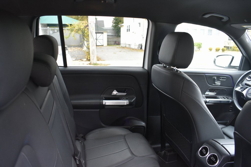 Used 2024 Mercedes-Benz GLB 250 image 25