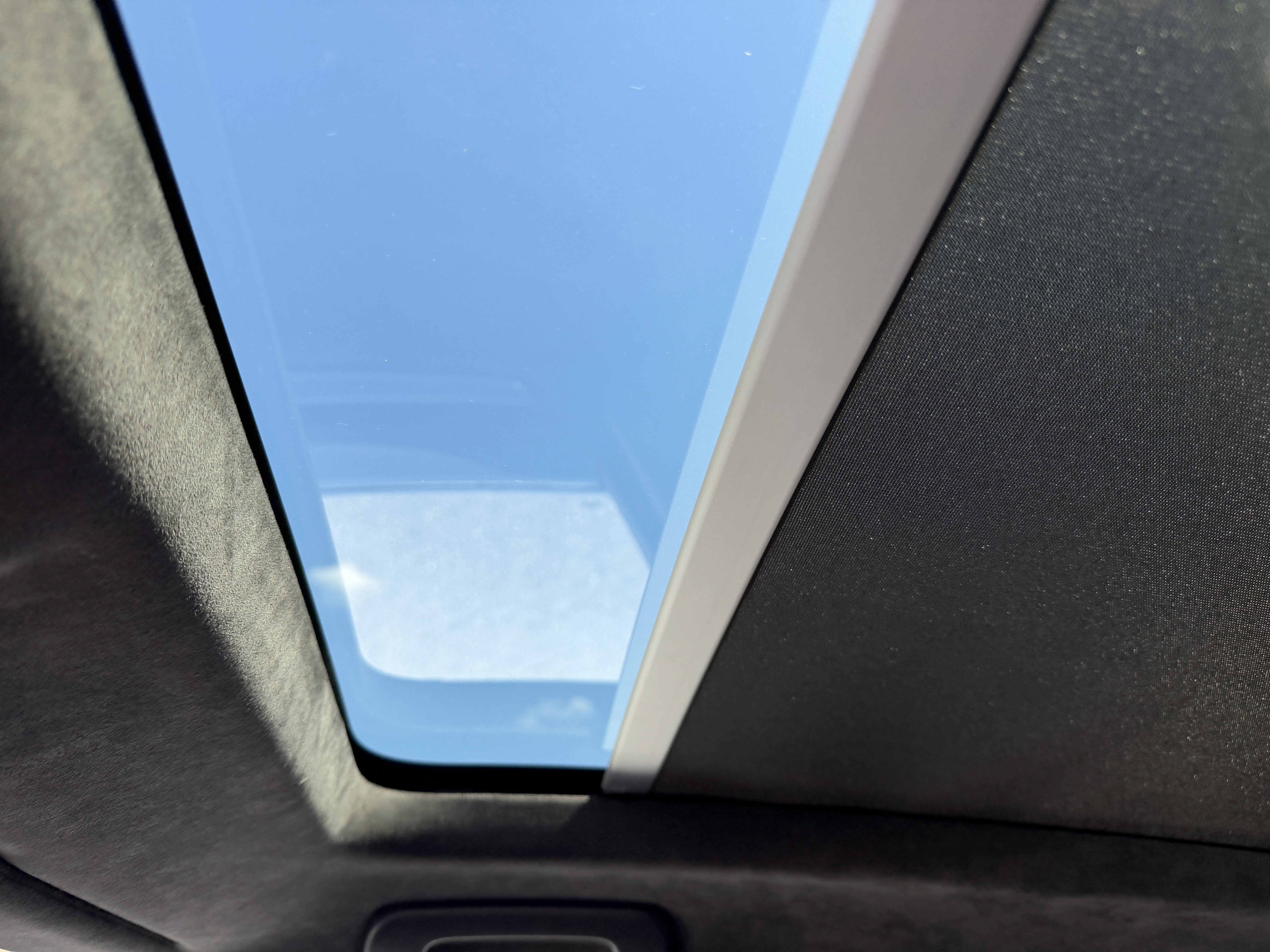 Certified 2022 Porsche Cayenne Turbo S image 28