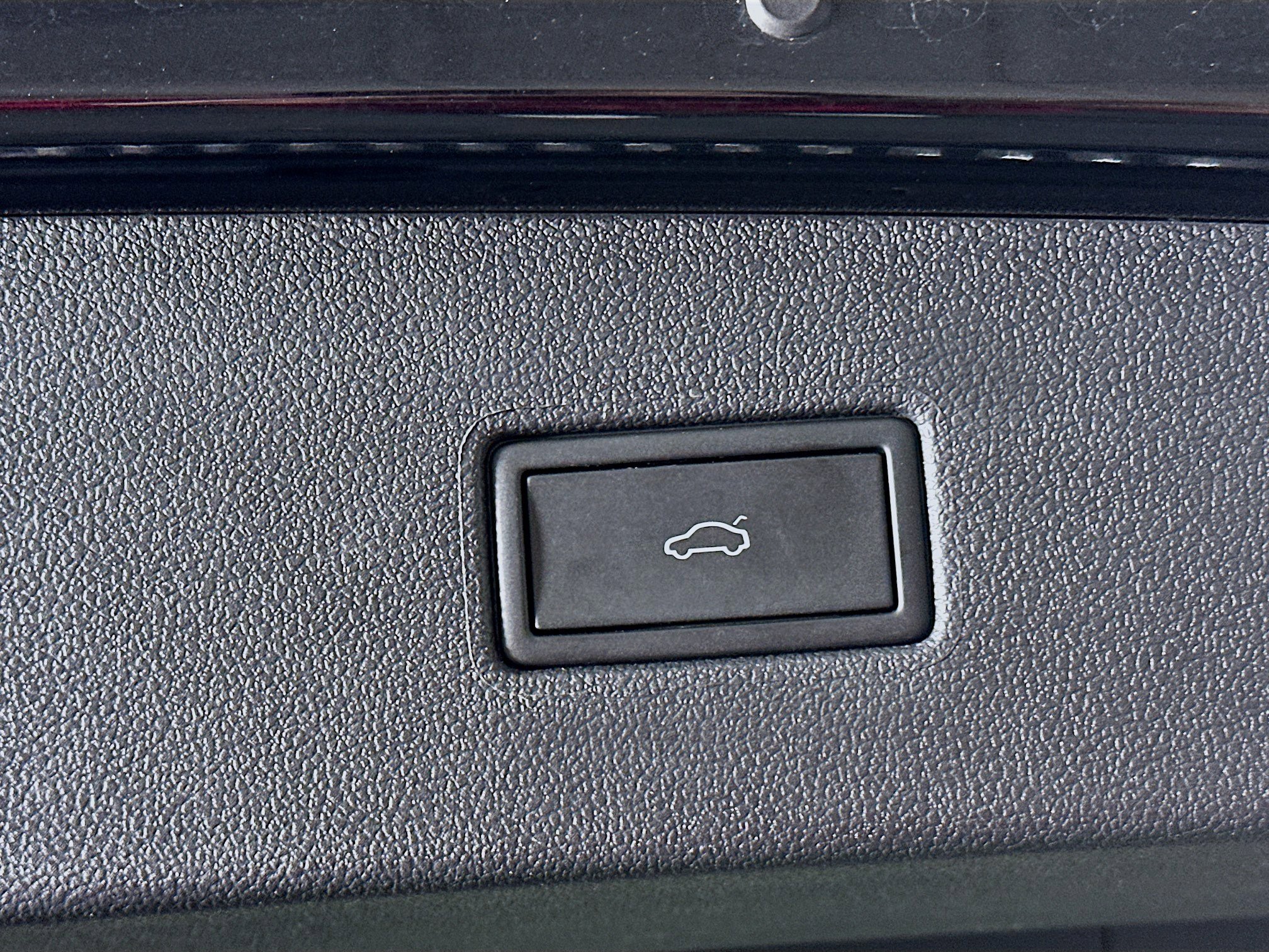 Used 2024 Volkswagen Tiguan Wolfsburg Edition image 28