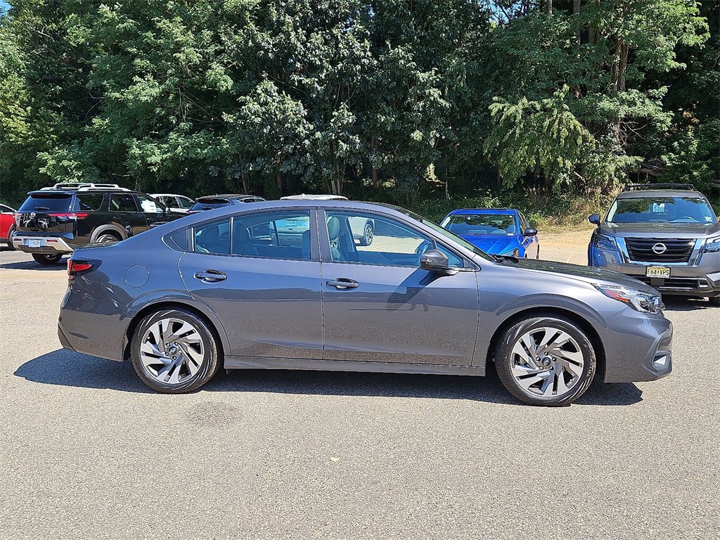 Used 2024 Subaru Legacy Limited image 8