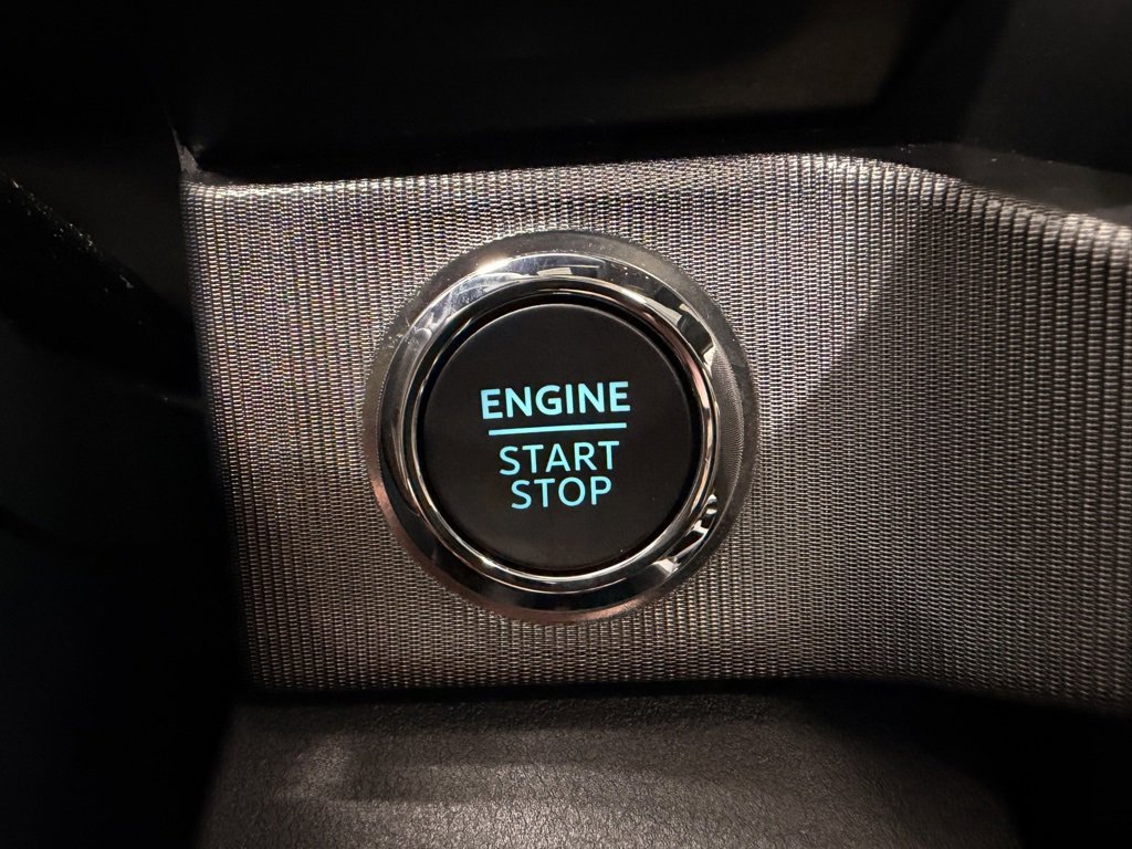 Used 2025 Ford F450 Platinum w/ FX4 Off-Road Package image 44